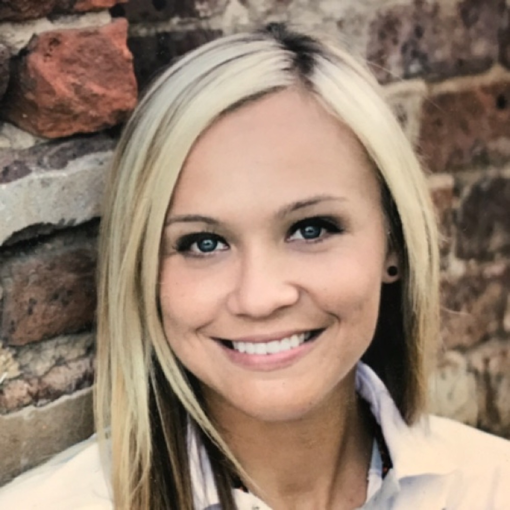 Meet your Posher, Jenna